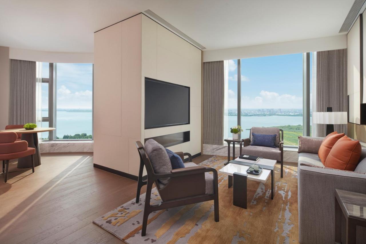 Hyatt Regency Changshu Kuncheng Lake Exteriör bild